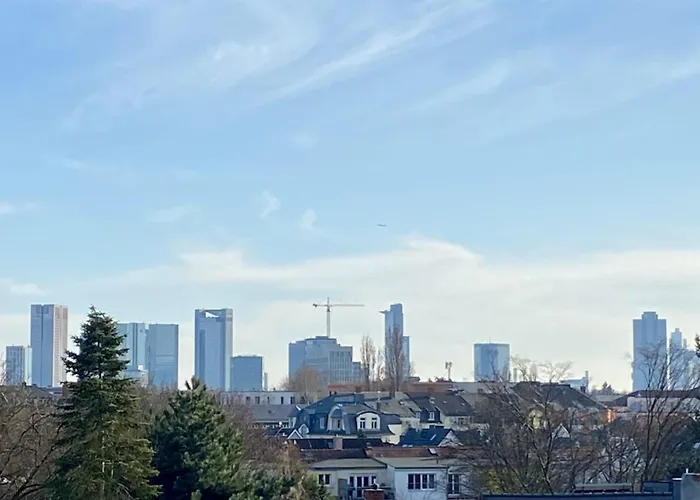 Schoenes Erwachen Im Frankfurter Penthouse ホームステイ