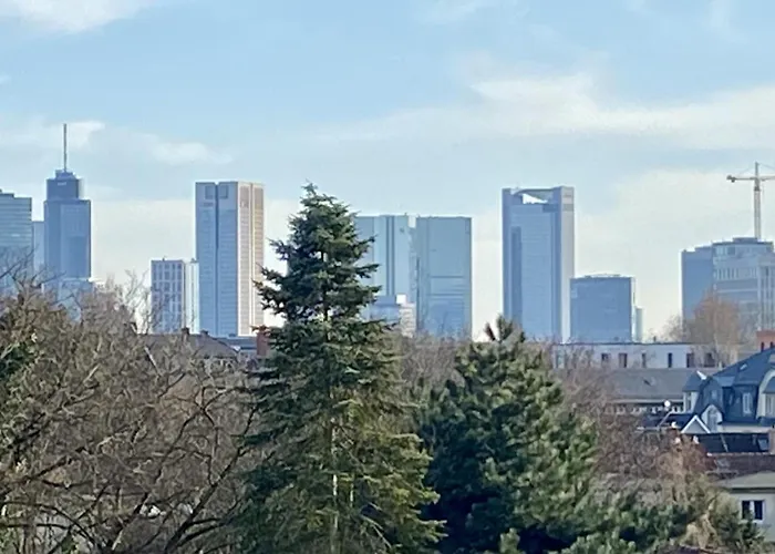 Schoenes Erwachen Im Frankfurter Penthouse בית אירוח פרנקפורט