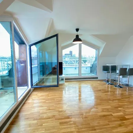 Schoenes Erwachen Im Frankfurter Penthouse 홈스테이 *