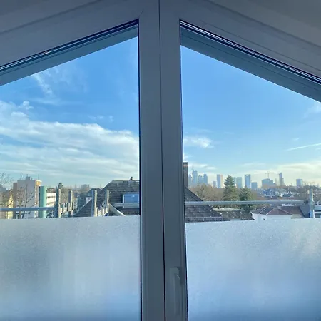 Schoenes Erwachen Im Frankfurter Penthouse Δωμάτια σε οικογενειακή κατοικία Φραγκφούρτη