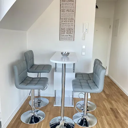 홈스테이 Schoenes Erwachen Im Frankfurter Penthouse 프랑크푸르트