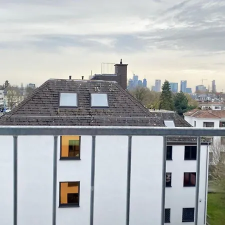 Schoenes Erwachen Im Frankfurter Penthouse Δωμάτια σε οικογενειακή κατοικία *