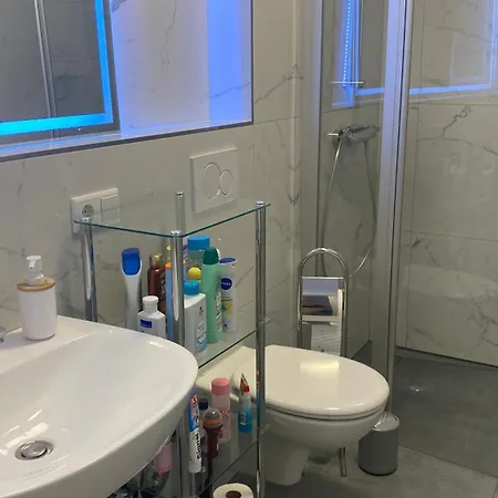 홈스테이 Schoenes Erwachen Im Frankfurter Penthouse